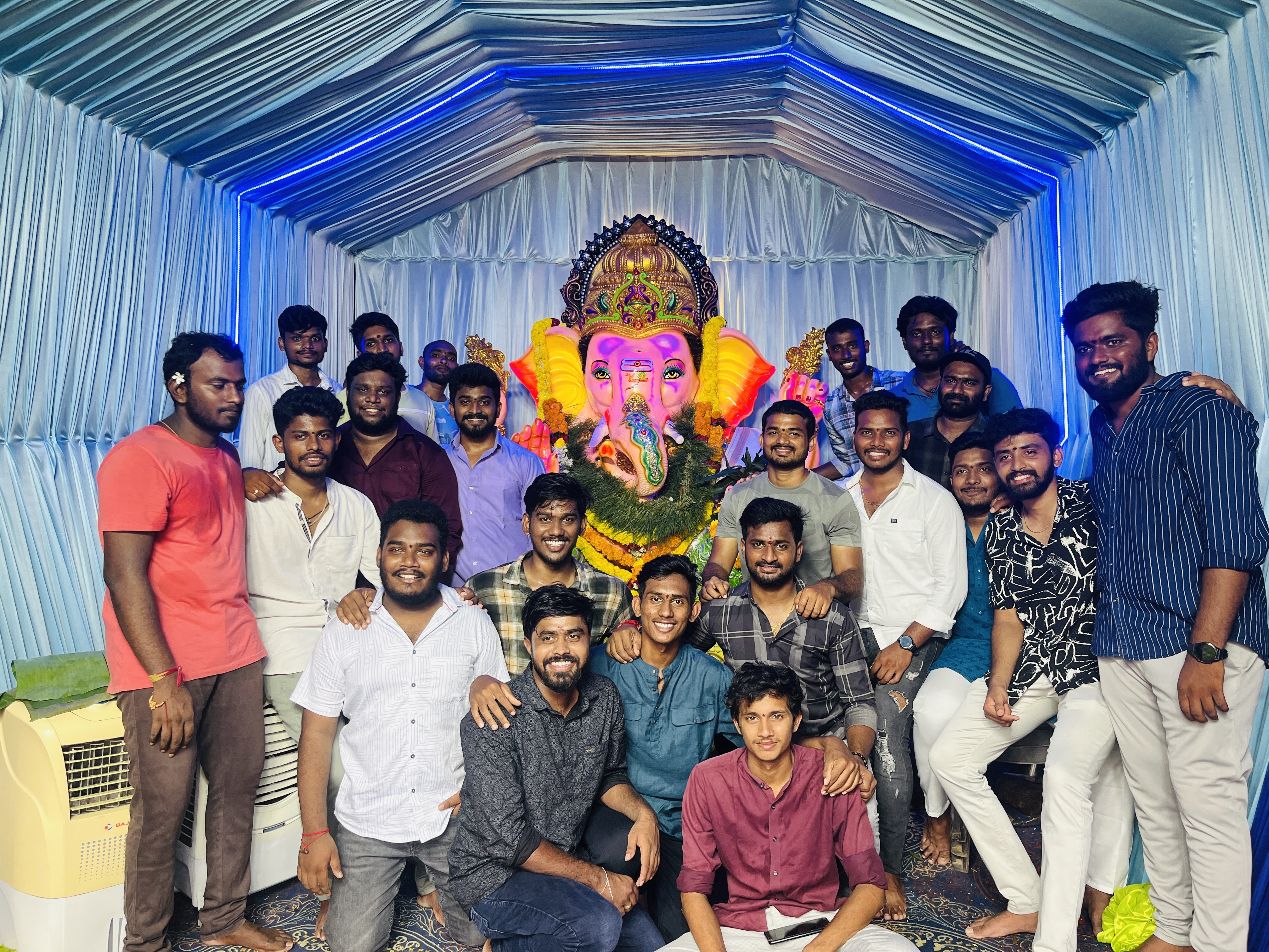 Softwarebois group photo two